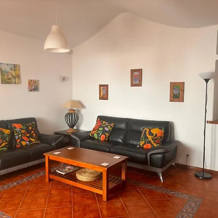 Valeria Vila Puerto del Carmen (Lanzarote)